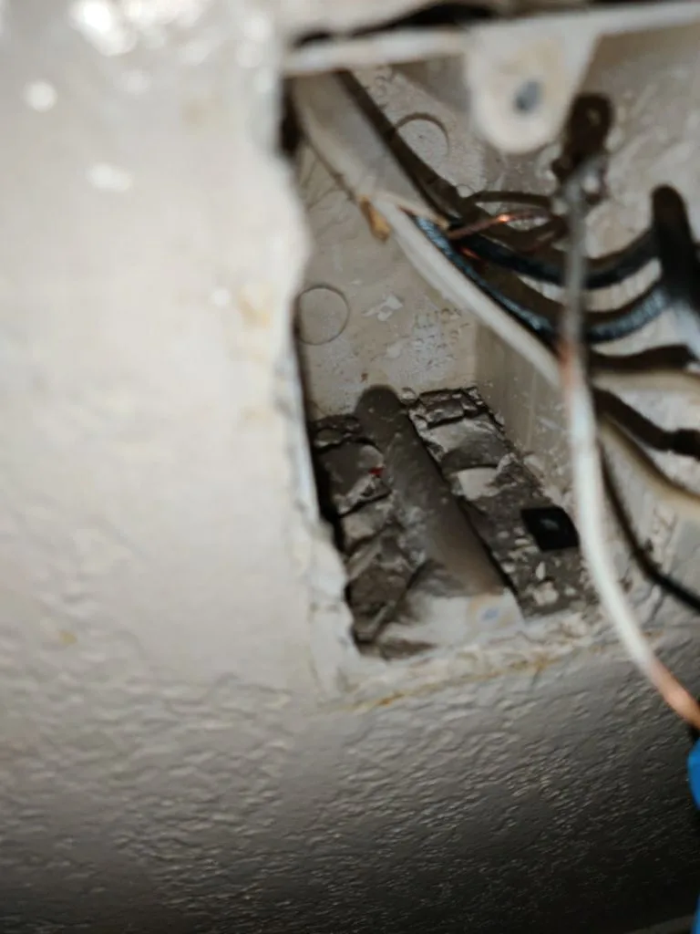 Electrical Inspection Outlet Wiring Carpet Edge Soot from Hemet apartment fire smoke damage restoration documentation - photo 168 of 180