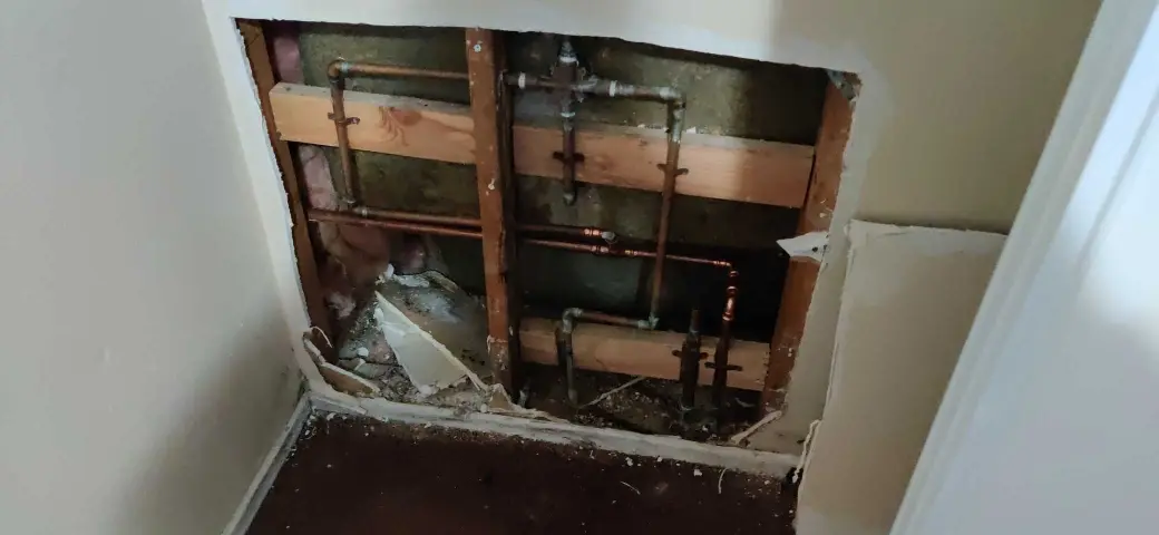 Lake Elsinore repipe water damage mitigation project by PL Builders