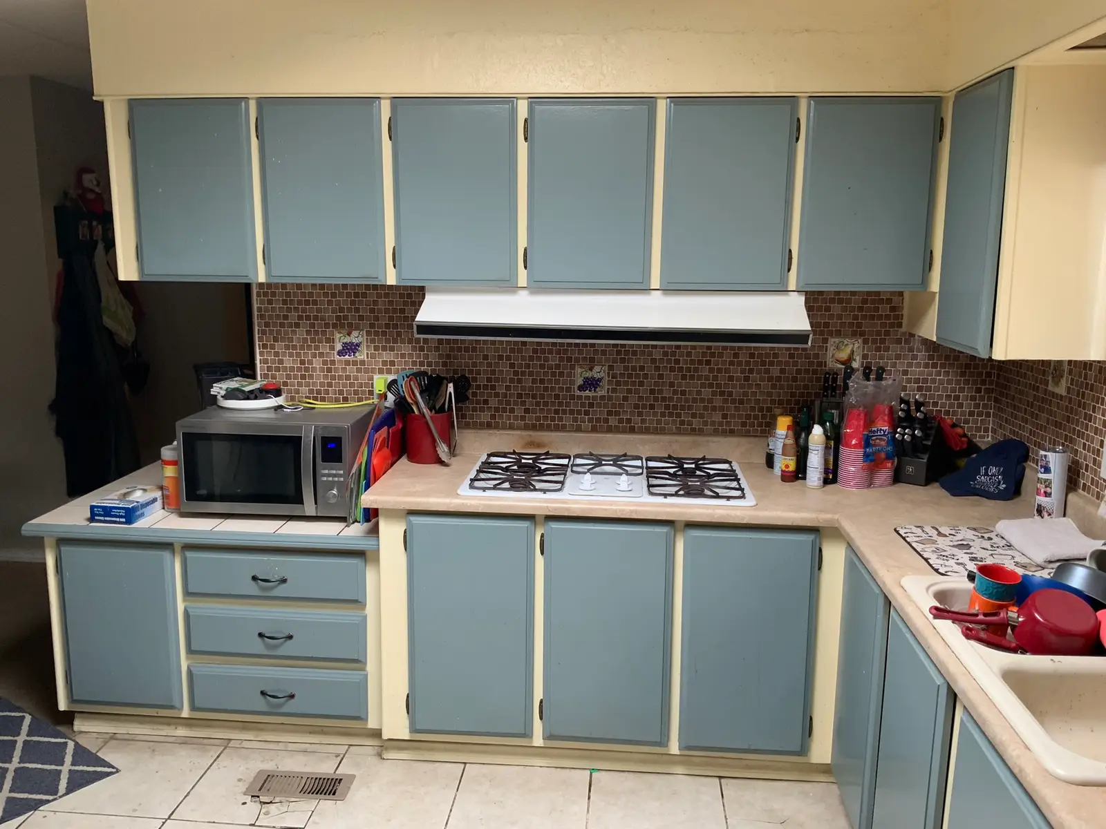 Before kitchen remodel photo 79 during Valle Vista kitchen remodel project by PL Builders